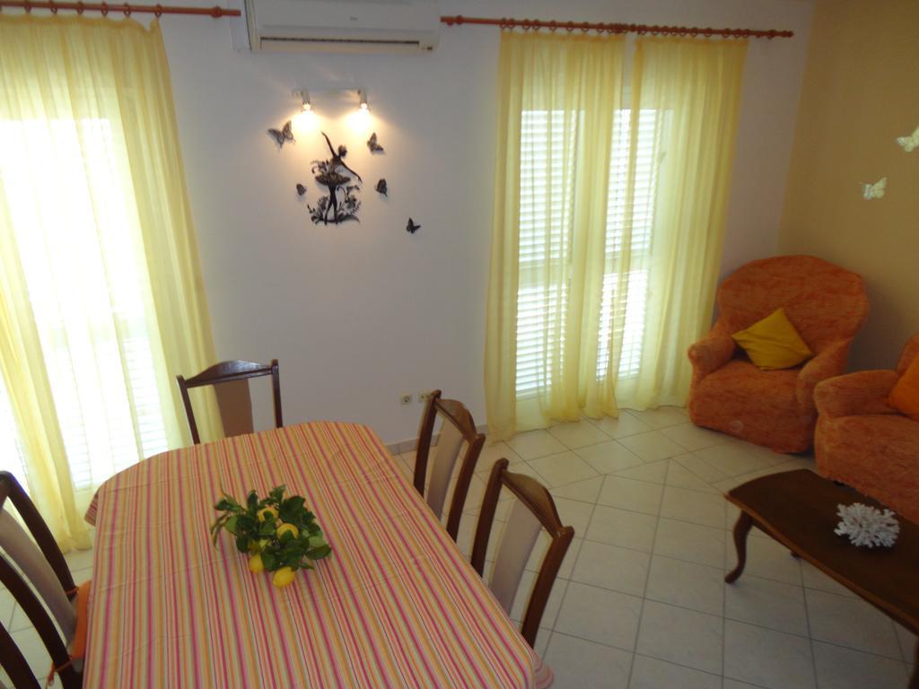 Kovacic Apartment