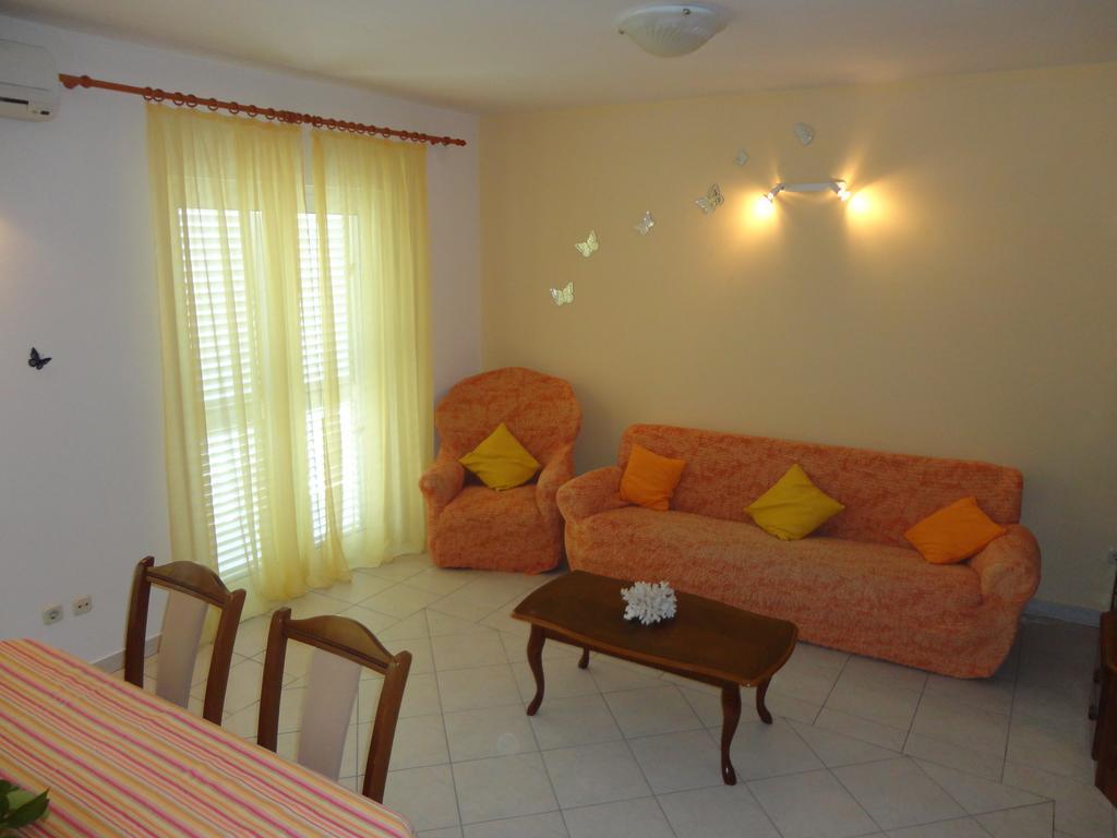 Kovacic Apartment *