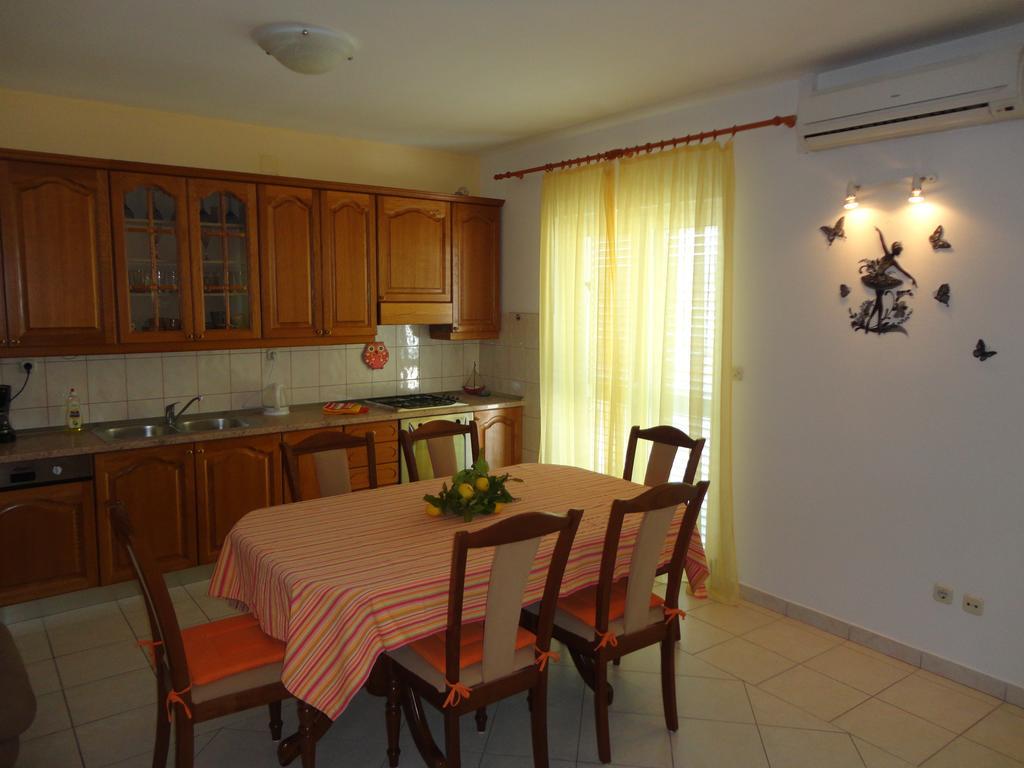 Kovacic Hvar Town